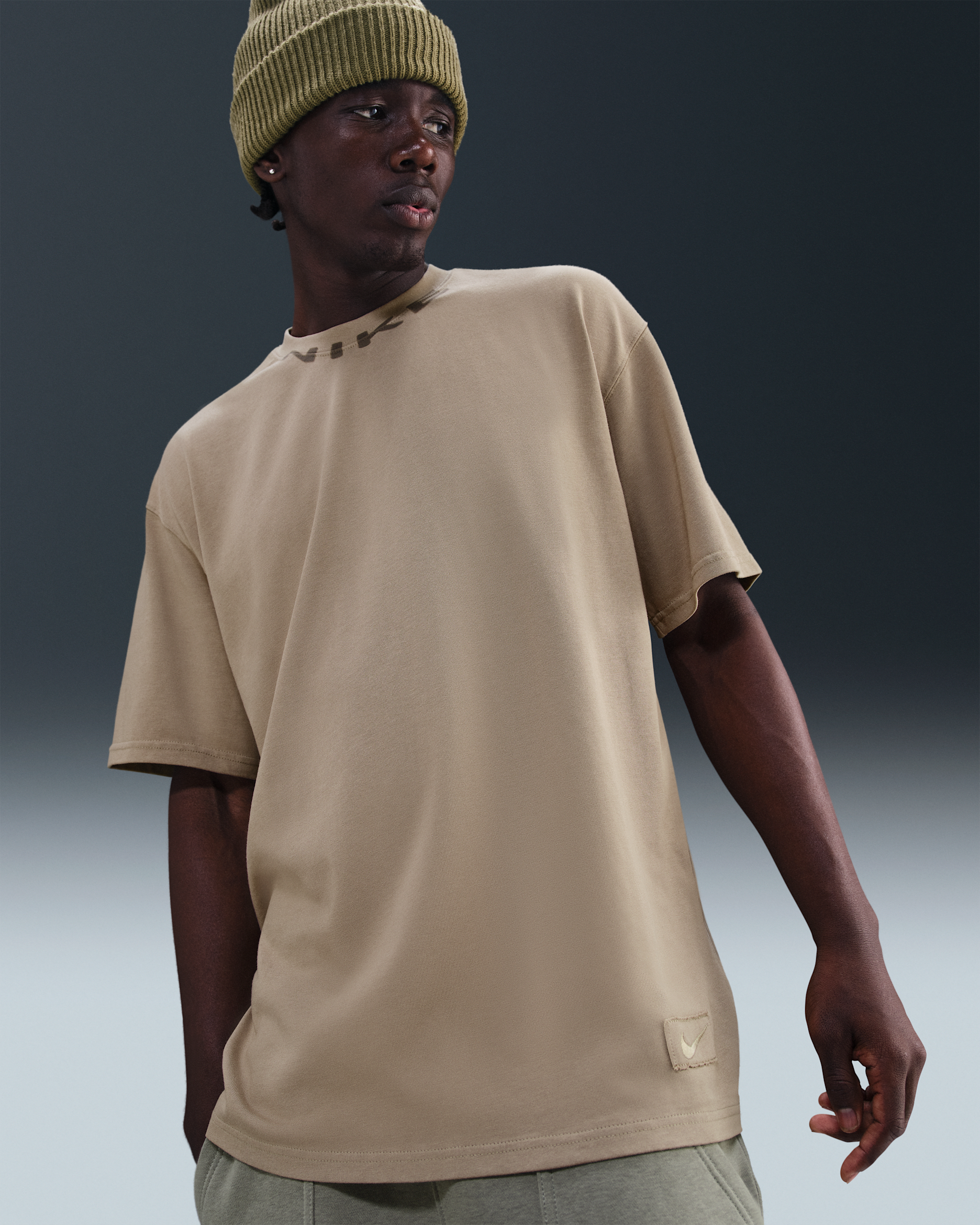 Nike Sportswear T-Shirt. Nike.com